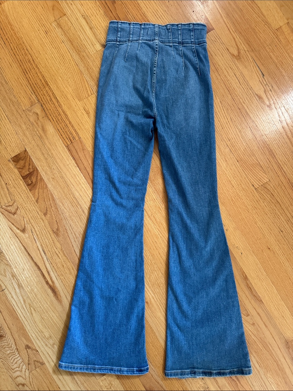 Free People We The Free Jayde Kick Flare Jeans Size 27 Retro Style High Waisted - Picture 5 of 6